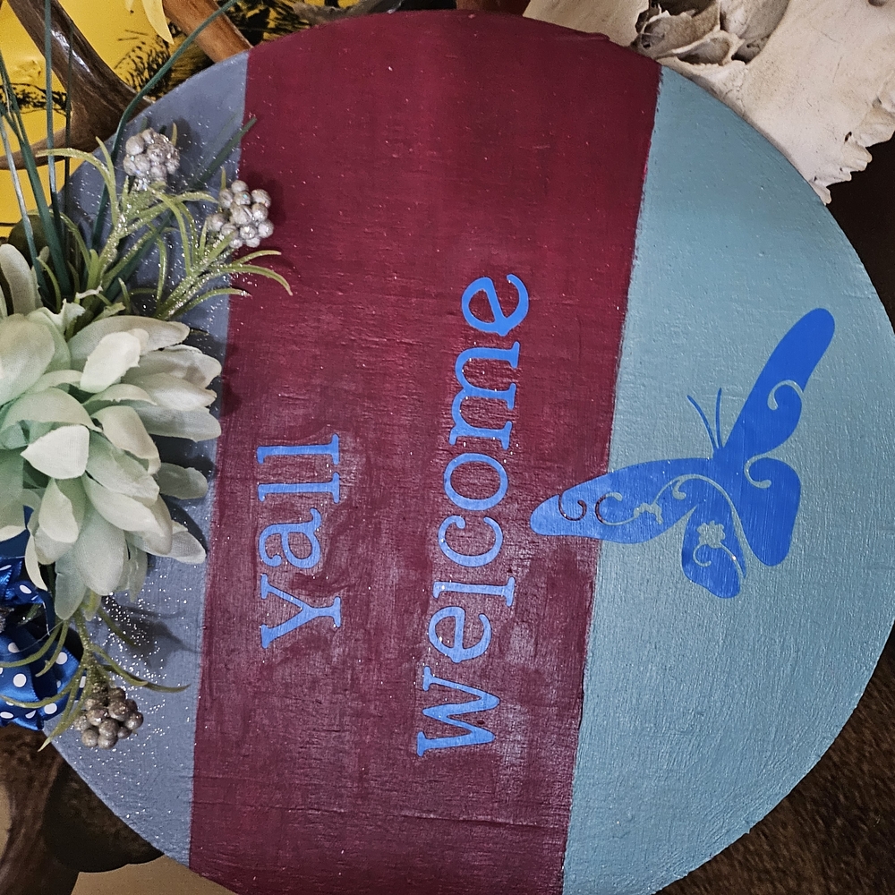 Red and Blue Welcome Sign - Picture 4 of 8
